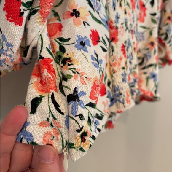 ASTR the Label Hook & Eye Square Neck Top - Picture 5 of 6